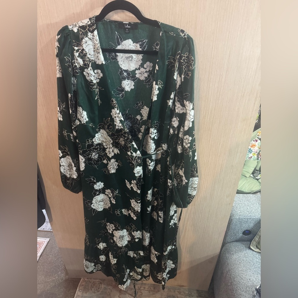 Women’s Sensationally So Emerald Green Floral Print Wrap Midi Dress Size Medium